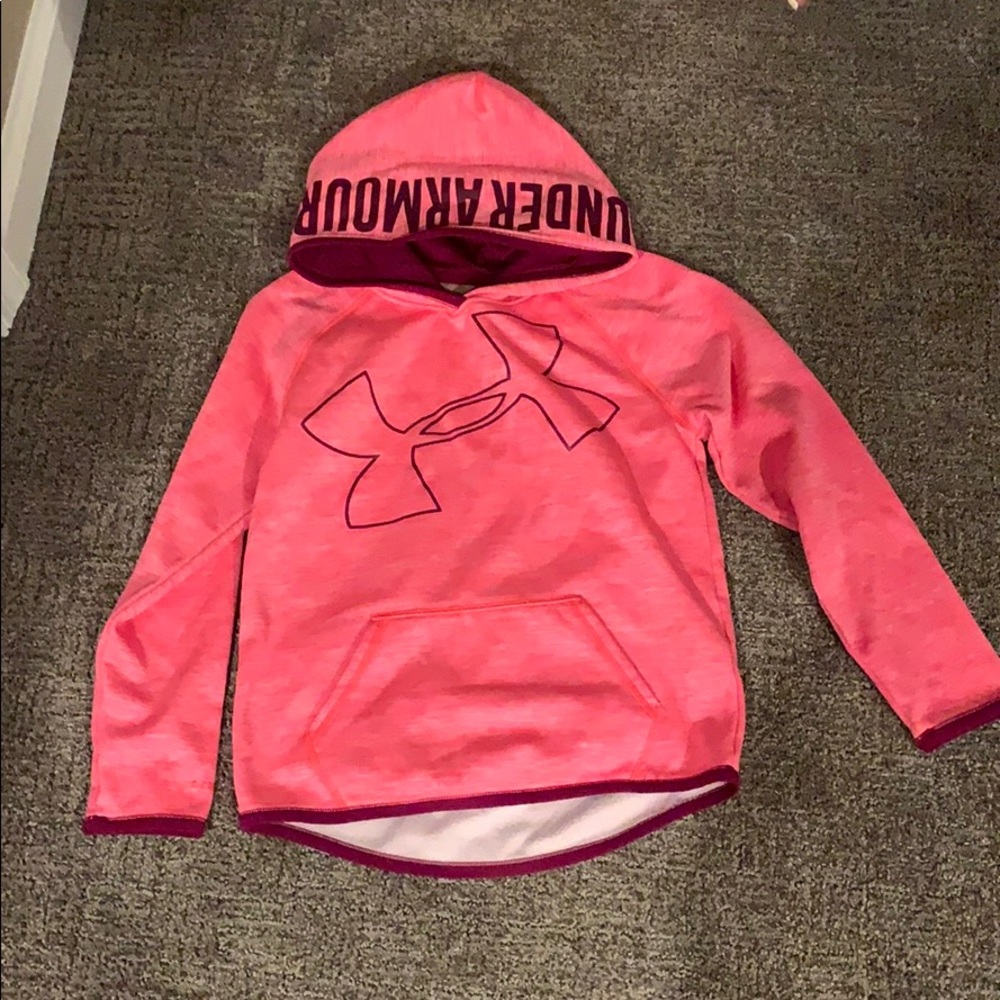 Light weight hoodie great for cold weather